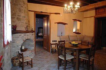 Apartment Lithos Homes *